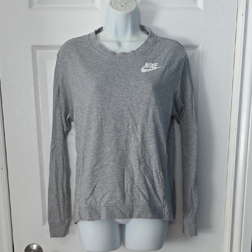 Nike Heather Gray Long Sleeve Top